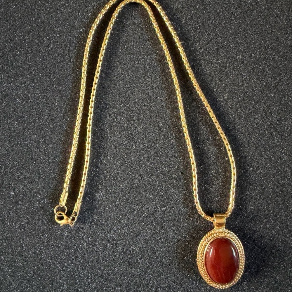 Vintage gold tone Roman pendant necklace